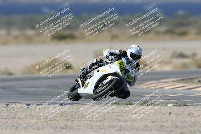 media/Oct-05-2025-CVMA (Sun) [[beeef4f201]]/Race 5-Amateur Supersport Open (Holeshot)/